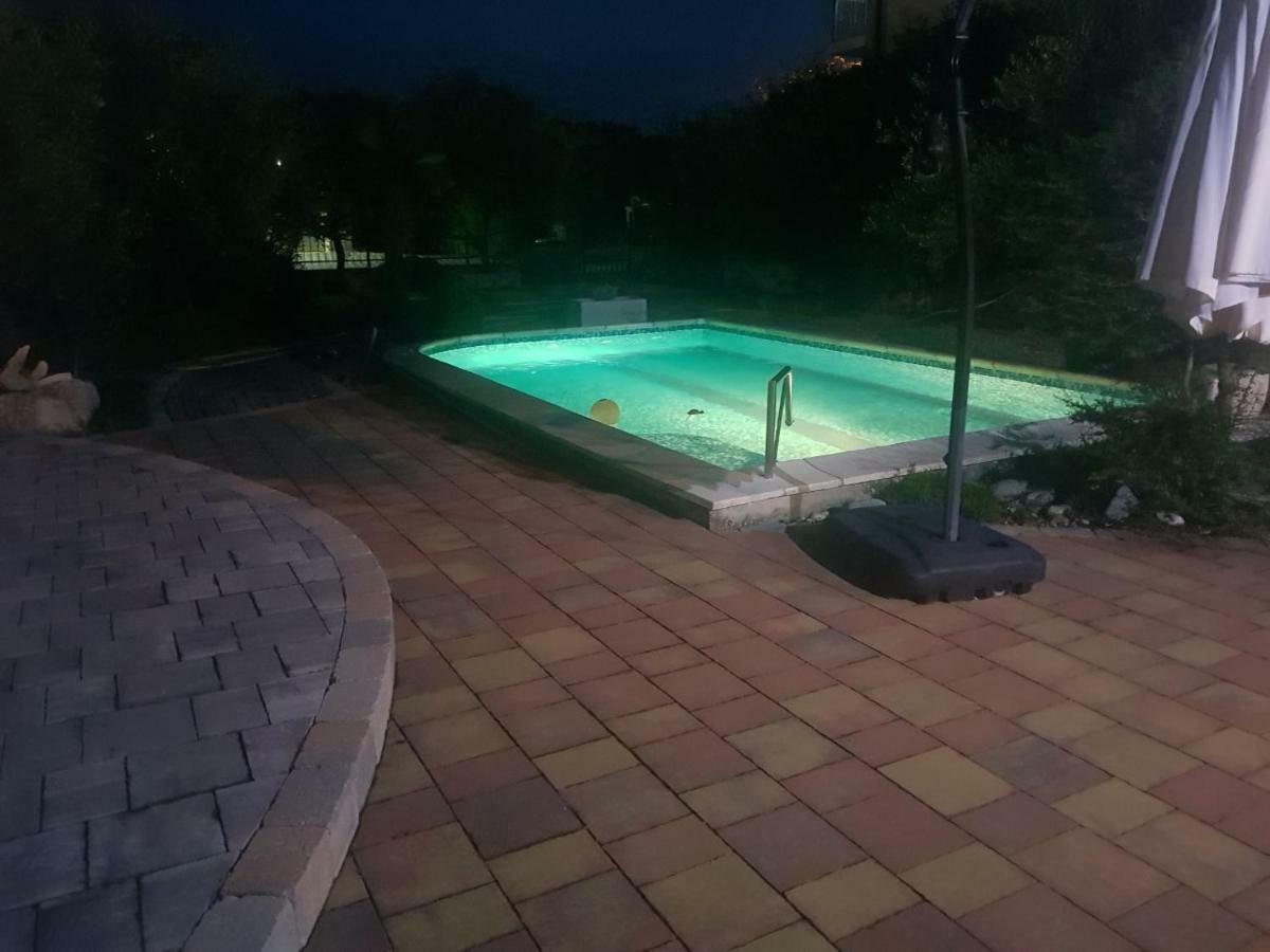 Villa Aleksandra Ljubuški Buitenkant foto